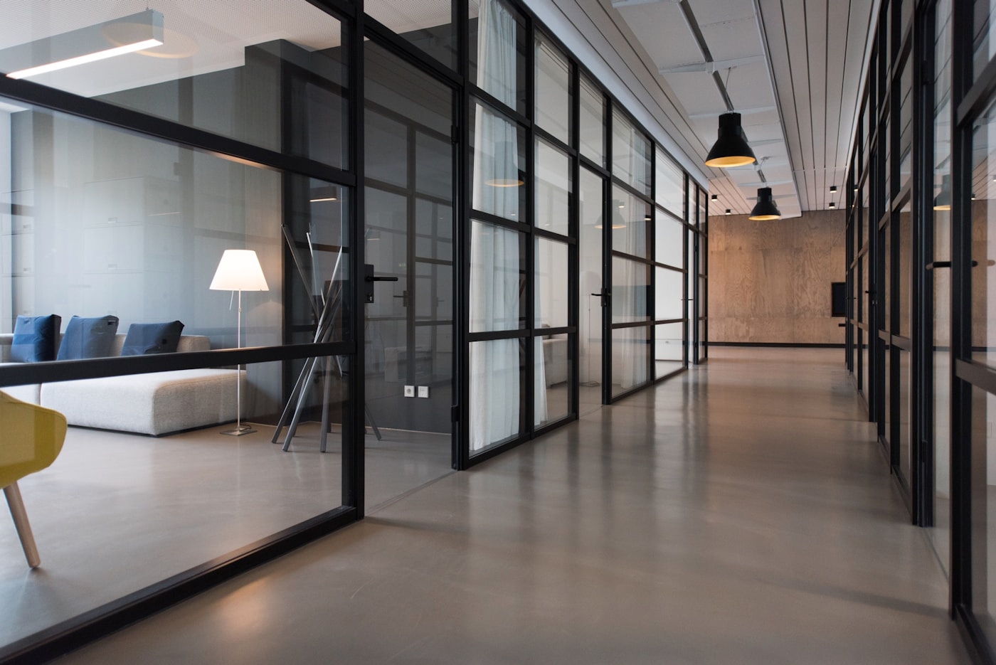 Warehouses facility services